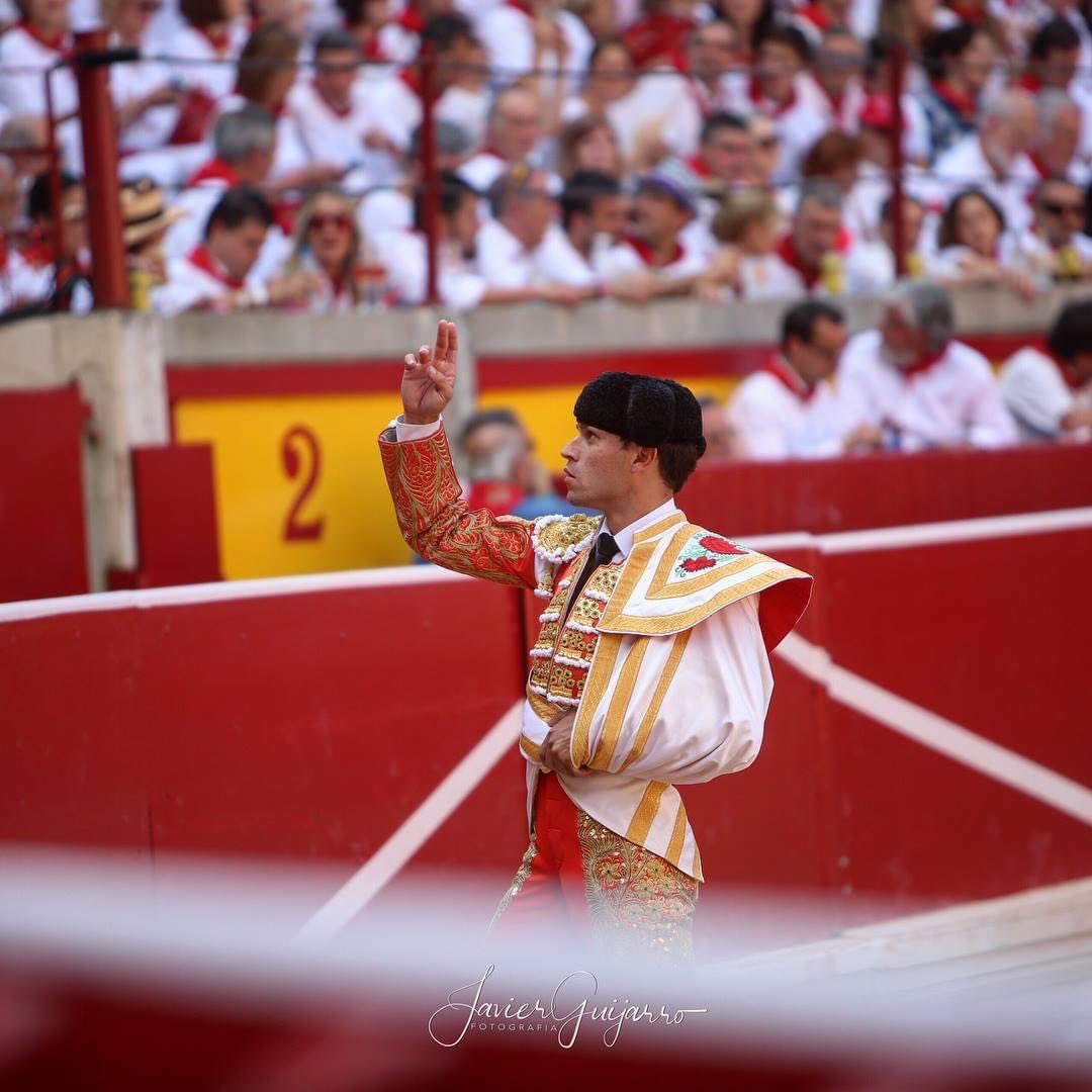 La ilusión de volver a #Pamplona y su feria del toro. Mañana nos vemos!!! #Sanfermines2022 🔺🔻