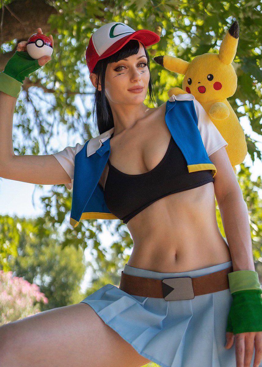 tniwe's tweet photo. If you hoped June was the last month I did Pokémon cosplay for you, then I’m here with some bad news xD https://t.co/dCLWrk6hWN