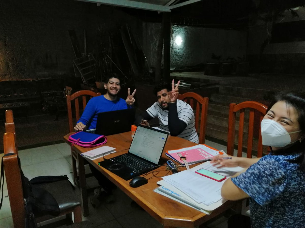 juvensurpy's tweet photo. Reunión con Representantes de la  Fundación Mita’i Mitakuña’i sobre el Proyecto Mejoramiento de la Calidad de Vida en el Bañado Sur.
Reunión con Narumi y Satoshi por parte de la Fundación MitaiMitakuñai y Nuestros Compañeros @chrstnqntna y @javiernarvaja https://t.co/PBTlwL9qSG