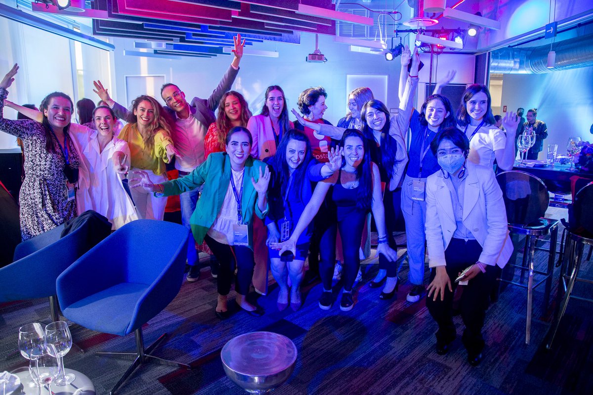 Es un orgullo ser parte de una comunidad tan comprometida con la transformación del emprendimiento tecnológico en México. Como la 1a generación de #eNovadoras, han dejado un legado inspirador para muchas mujeres. ¡Muchas gracias! 🫶 
<a href="/ATTBusinessMx/">Hacked by Peniche</a> <a href="/EGobiernoyTP/">Escuela de Gobierno</a>  <a href="/promujer/">Pro Mujer</a>