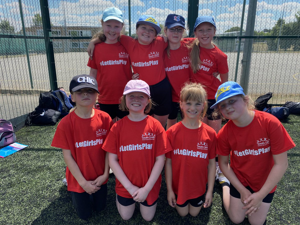 We had so much fun at this mornings #LetGirlsPlay football festival. So nice to see so many girls enjoying playing football. ⚽️ 😊 #WEUROS2022 <a href="/YouthSportTrust/">Youth Sport Trust</a> @BartonCECambs <a href="/LVCSport/">LVC Sport</a> <a href="/DDPrimarySchool/">Dry Drayton C.E (c) Primary School</a> #girlsfootballinschools