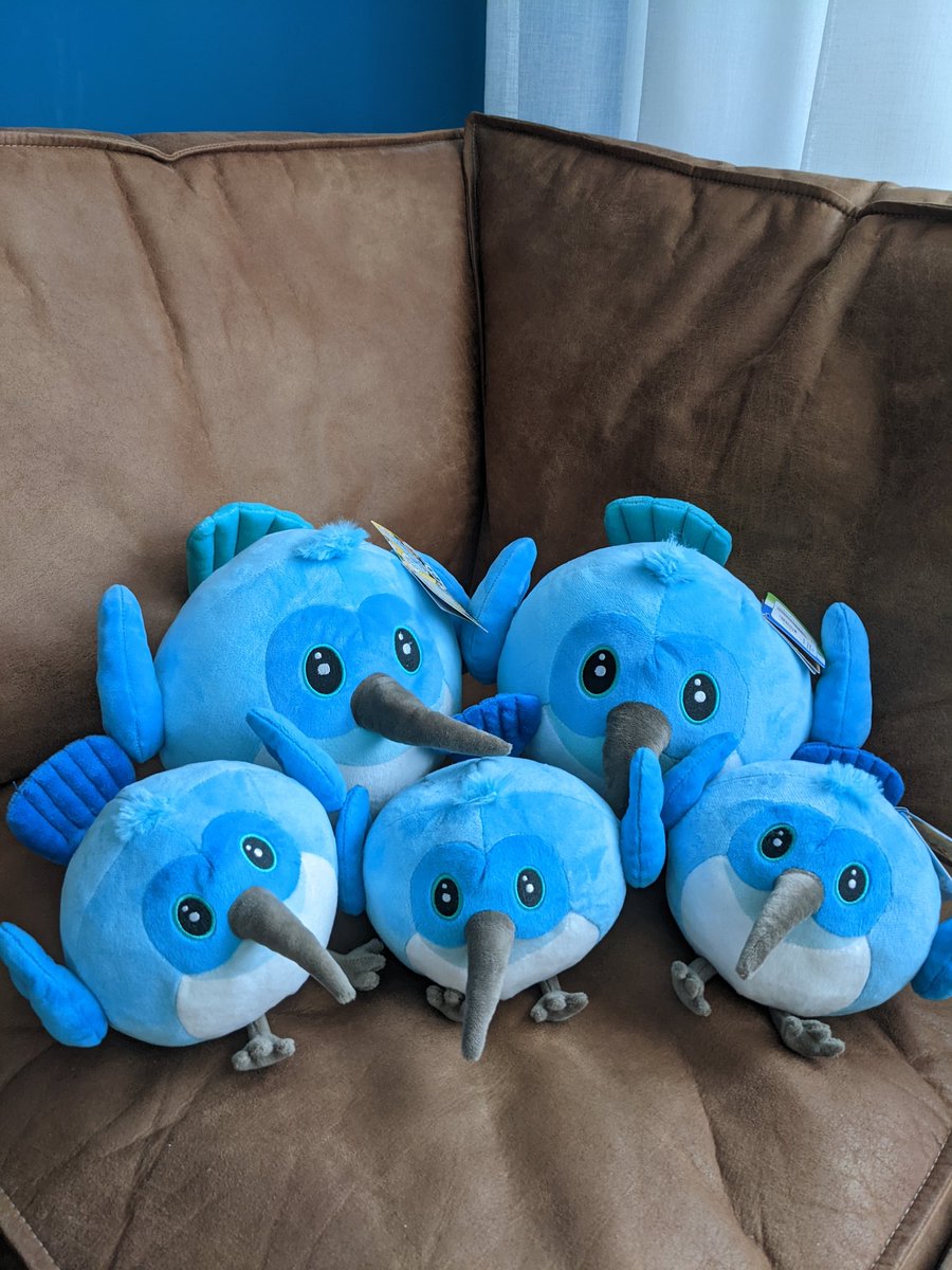FloorRene's tweet image. Just received my goodies for the #FlutterPuzzleHack! I have a complete #Flutter Dash family now 🥳