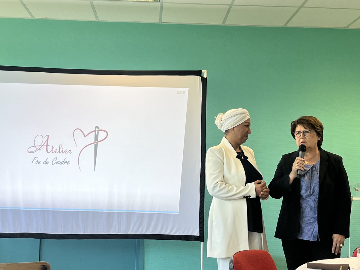 Martine Aubry tweet media