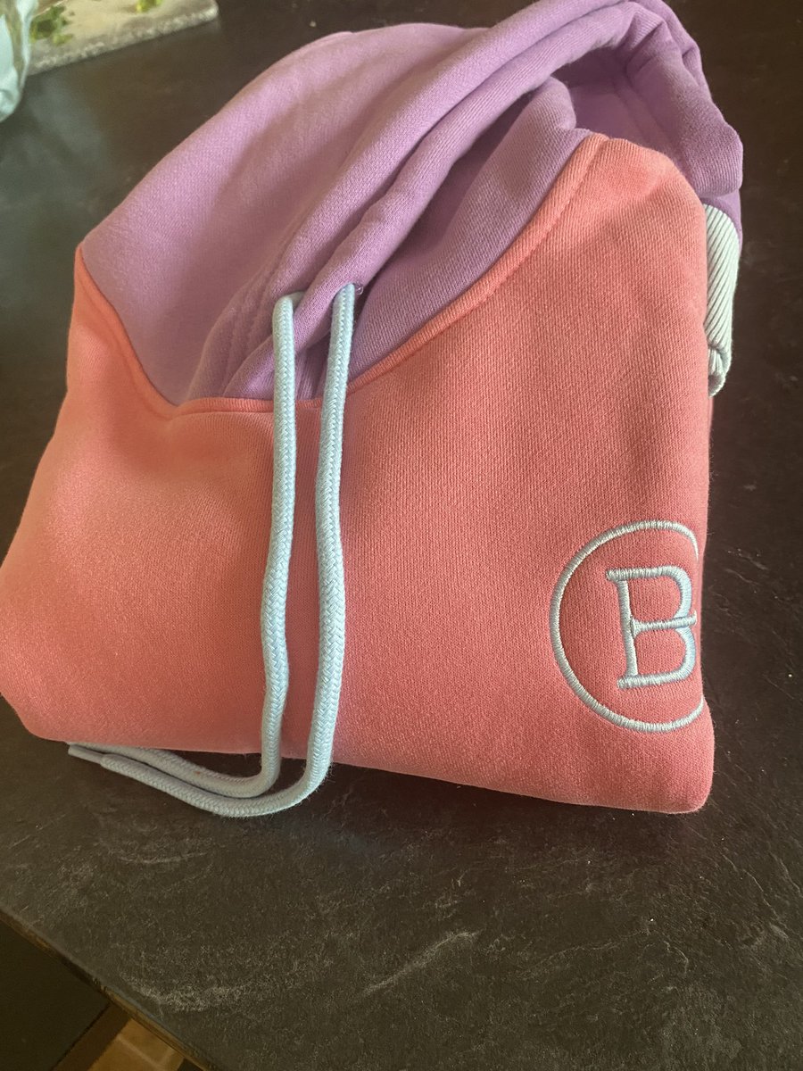 YOOOOO THIS NEW <a href="/BaRRaCCuDDa_/">Texas</a> MERCH IS SO CUTE