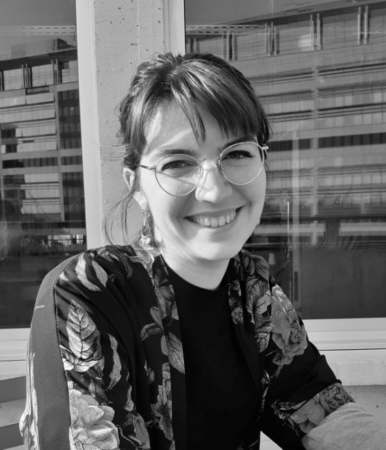 postcrossing's tweet image. Meet the judges of the #worldpostcardday design contest!

Besides Postcrossing, there's Frank Roche (@Postcardist), Graham Beck (@ExploringStamps), Perrine Bisson (@museedelaposte) and Will Hansen (@NewberryLibrary)! 🎉

There's still time to participate or tag a friend!