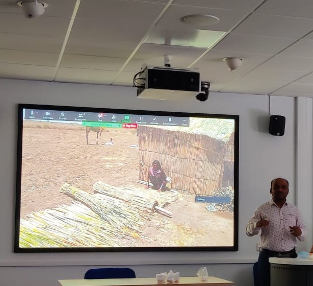 grassandgreens's tweet photo. Terrific presentation @mahendrabhanani about the cultural heritage and indigenous knowledge of the Fakirani Jat herders #Kutch. It's been a real privilege to work and learn from him @Tapestry_T2S. So glad he could join us in Brighton this week. Missing @BhujPankaj @archivesfield https://t.co/mL0g3LkEob