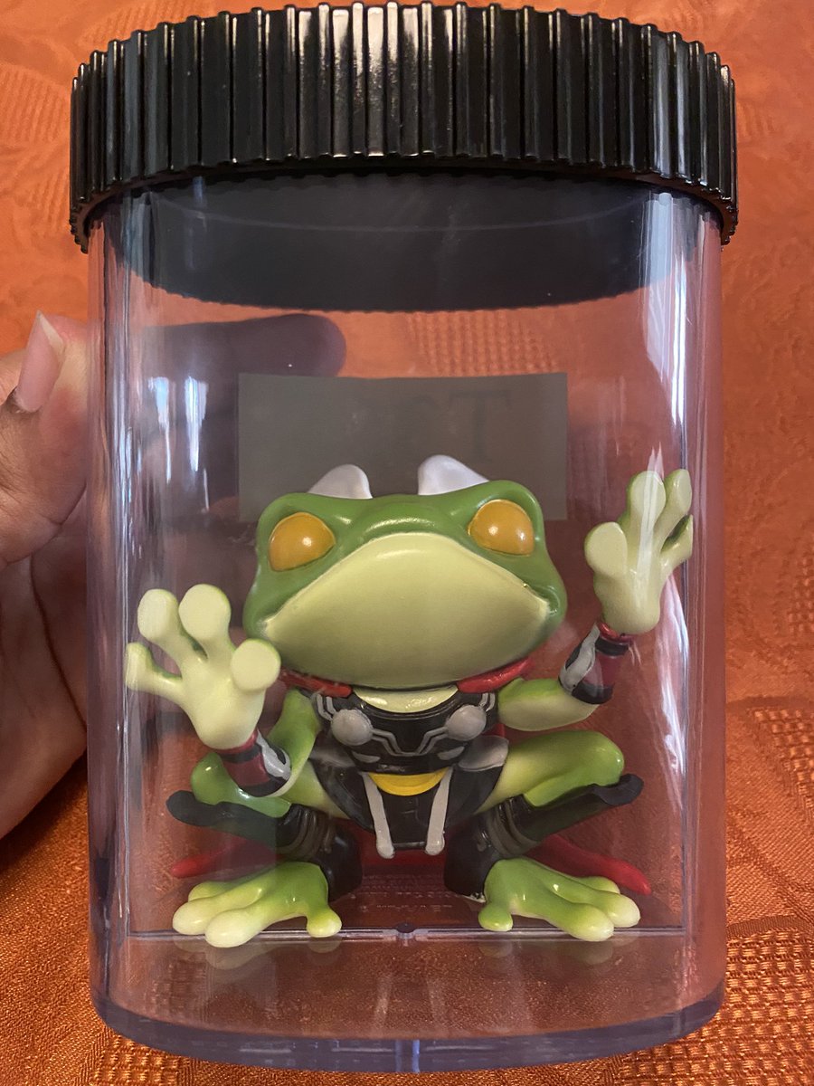 Georgie_84's tweet photo. Popped into town real quick to pick up this exclusive from The Entertainer
Customer services told me it wonβt be available online and is a store only exclusive so I reserved one just in case and went and got it this afternoon πΈβ‘οΈ
#funkopop #frogofthunder #ThorLoveAndThunder https://t.co/it9tGS94lN