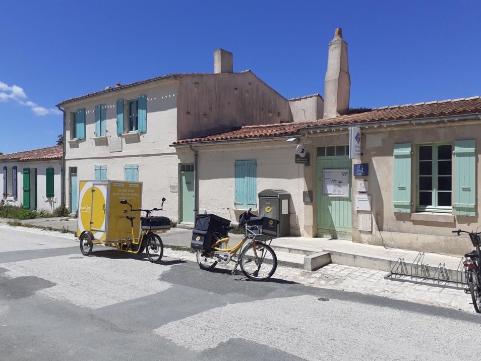 CarrascoJLC's tweet photo. Parés pour les vacances #laposte  #iledarz https://t.co/45qyaJGZHp