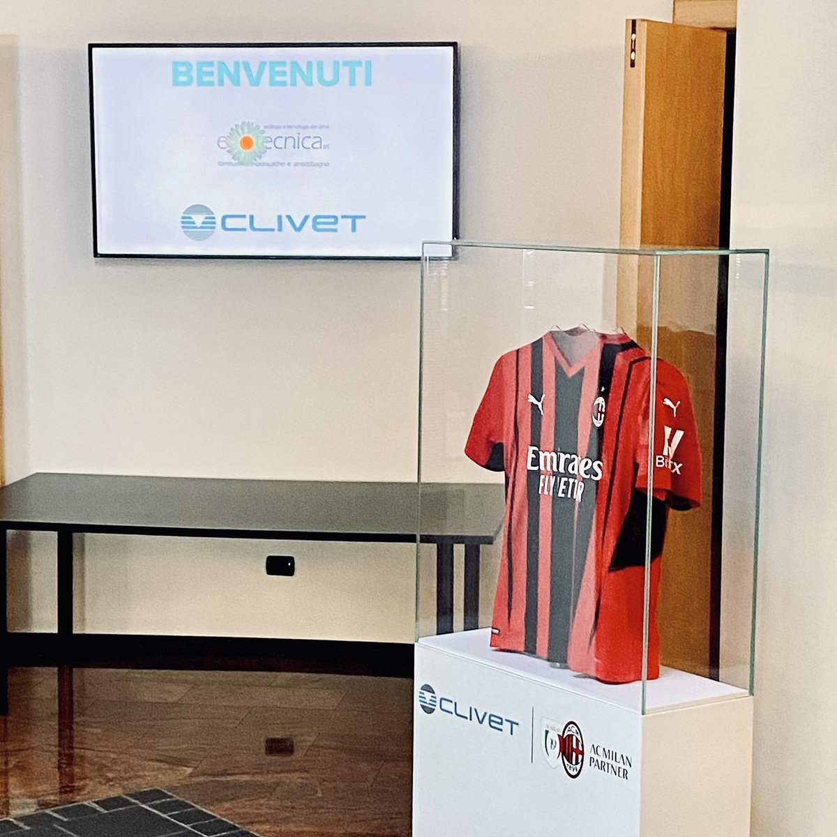 _danielbasso's tweet image. Oggi sono stato in visita alla @Clivet  di Feltre,una delle realtà più all'avanguardia d'Europa nel settore della climatizzazione:
• Oltre 50k m2 di stabilimenti
• Esportazione in + di 90 paesi
• 7 filiali nel mondo
Un'eccellenza Veneta che dal 2016 è diventata internazionale