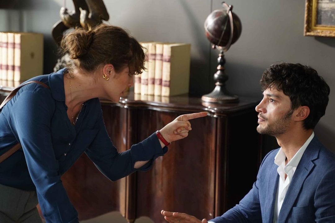 ilhanSenNews's tweet photo. - #SevmekZamanı Bölüm 4
⤷ #ilhanŞen #Denizİşın https://t.co/wTKFiIJ24h