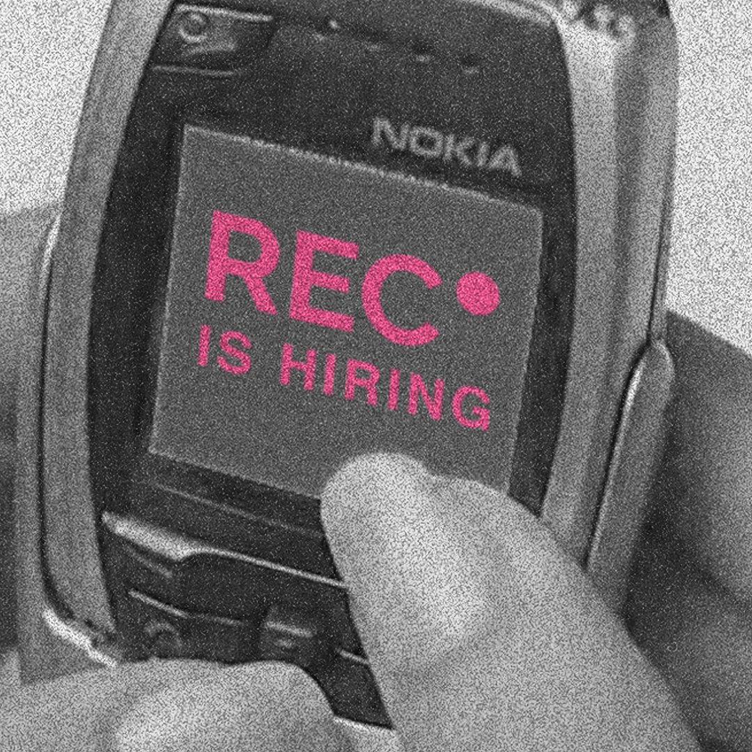 REC_Toronto's tweet image. ⚠️DEADLINE EXTENDED. You might be the NOKIA in a room full of iPhones💞 Join the ONLY Student Group @torontomet to welcome both TRSM and The Creative School students on their team! 

⏳New Application Deadline: July 15th at 11:59PM (EDT). Link in Insta bio! 
Graphic by: Stella He