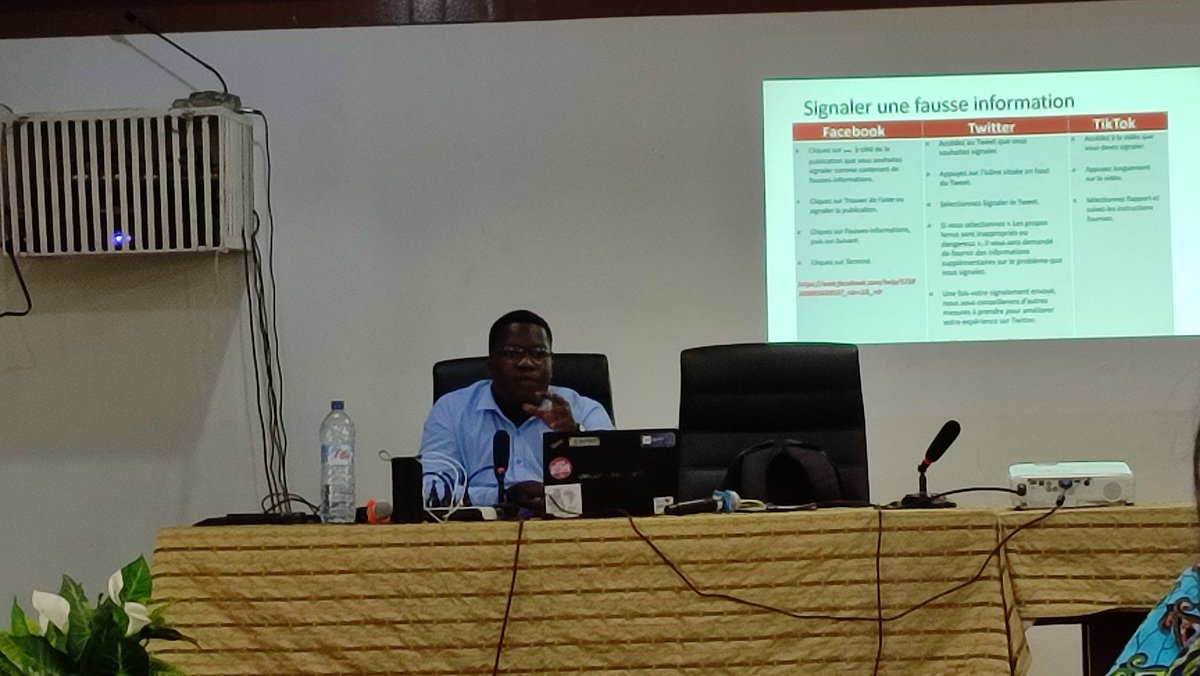 ASouwebath's tweet image. Le mercredi, j'ai participé à une formation sur le fact checking organisée par @unfpa_benin en partenariat avec l'OMS. Je suis mieux outillée pour 🤺 les fausses ❌❌❌ informations surtout en période de pandémie grâce au formateur @EmmanuelGanse. 
@bjlaurenceau
@BHelwise