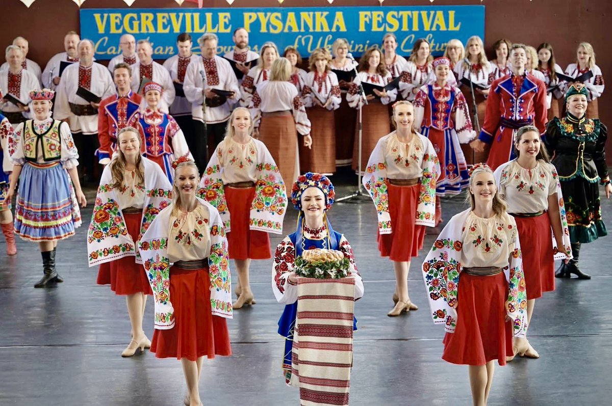LPohoreski's tweet photo. Love performing and attending @PysankaFestival !! https://t.co/GLsz1Q9yPJ