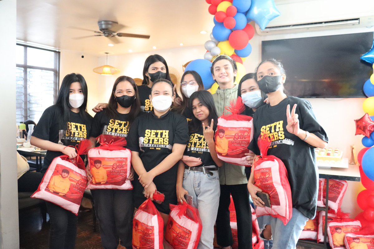 OFSOFC's tweet photo. United for Seth Fedelin! 
Happy Birthday Sethyboy!

BENTE NA SI SETH
#Happy20thBirthdaySETH

@imsethfedelin https://t.co/GTHqK9FZsH