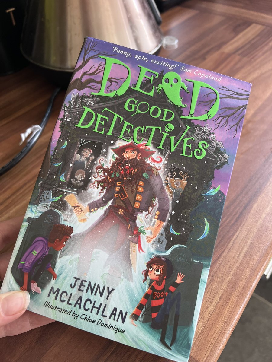 sheriDfarr's tweet photo. Look what’s arrived 🥰 my son and I are both excited to read this after loving The Land of Roar but who will get to it first?? 😜Great writing inspiration right here for my children’s book as well 😍@JennyMcLachlan1 #lovebooks #BookTwitter #readingforpleasure #familytime https://t.co/9TabRpm0Eg