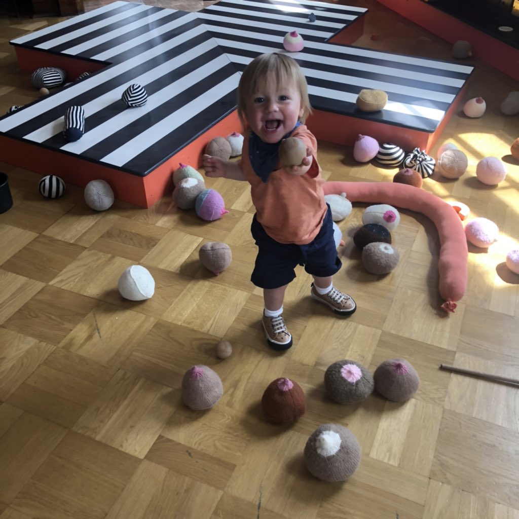 RoseStanyon's tweet photo. Brilliant spot for some culture and play time @The_Tetley including many many boobs  #leeds #familyfriendlyleeds https://t.co/YvnfPcrBSu