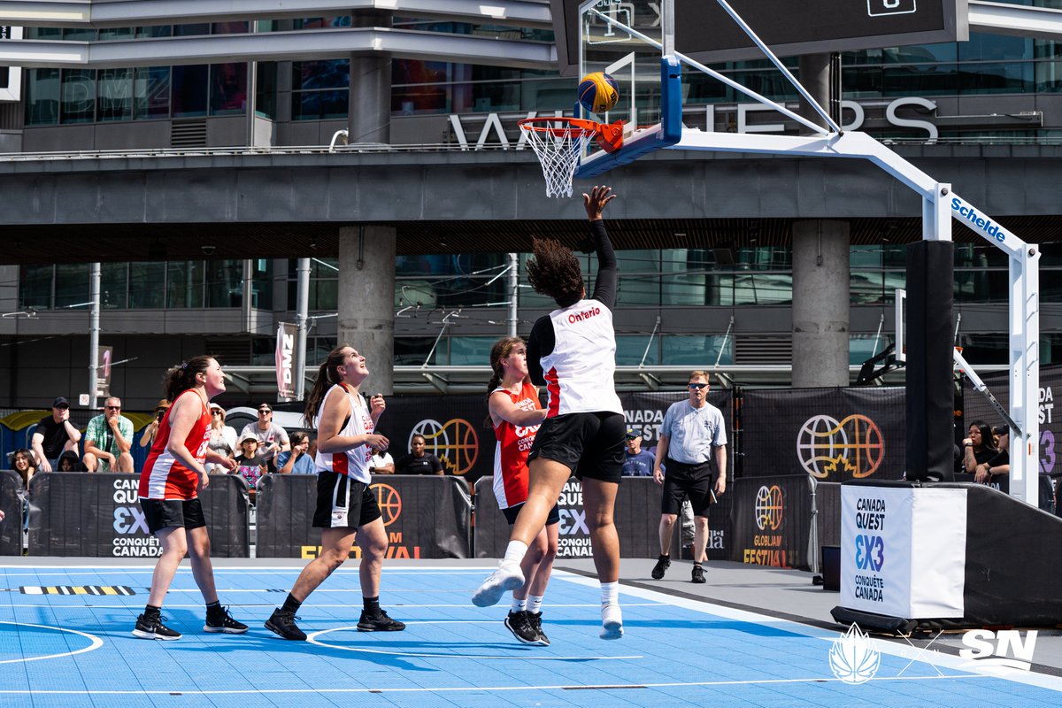 Sportsnet's tweet photo. The 3x3 Canada Quest Cup is officially underway at #GLOBLJAM! 🔥

📍 Yonge-Dundas Square, Toronto

#SeeTheRise | @CanBball https://t.co/Q9i5fqh9Yi