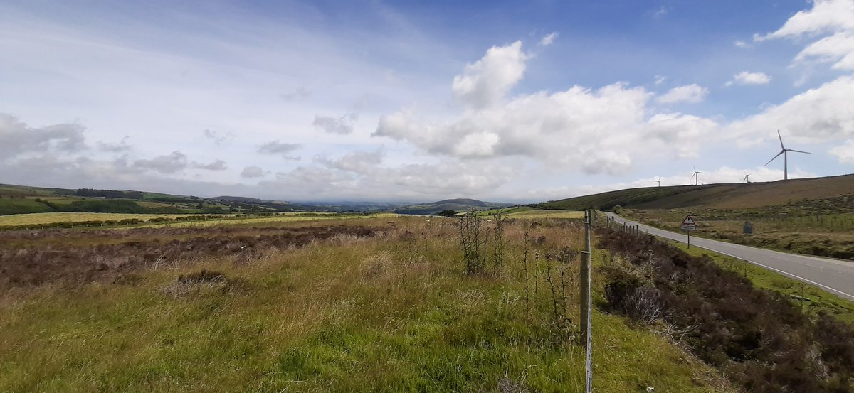Lunch time, well earned after climbs, views and history lessons....
#TDG22
justgiving.com/fundraising/to…