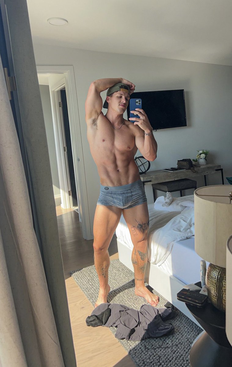 Zac 152k / rippedshow96 leak pics and videos