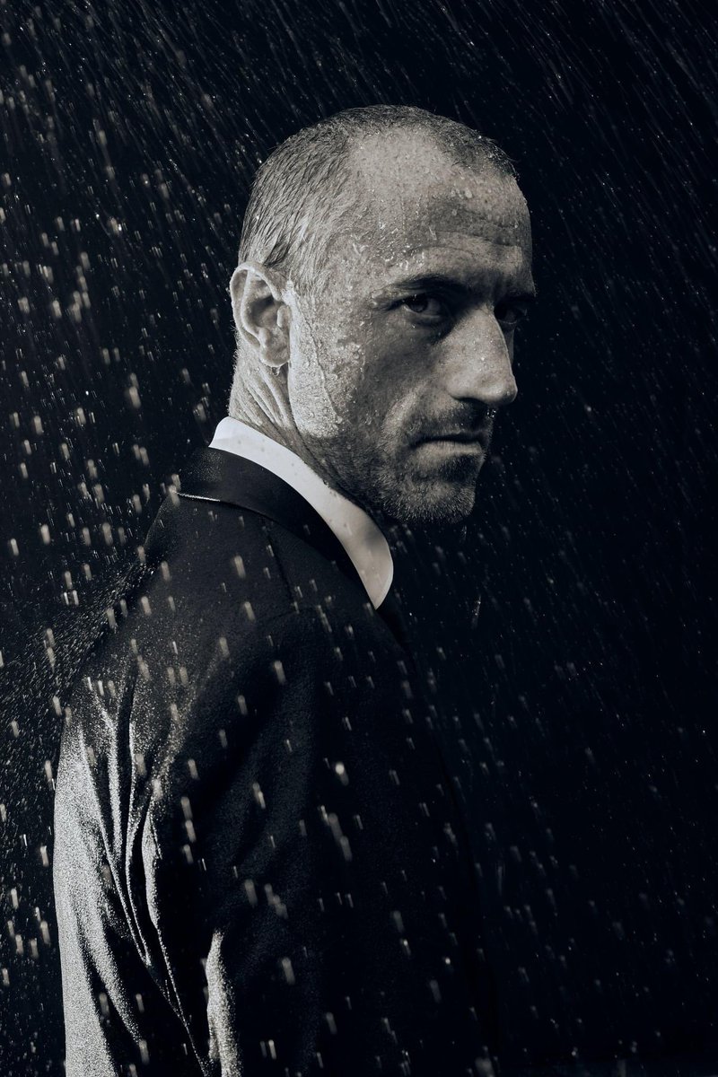 RamonHeinhuis's tweet photo. Actor and performer: Stan Briche from Paris.
Photographer: @RamonHeinhuis    #photooftheday #photography #colorgel #amsterdam #NewShot  #ramonheinhuis #rain #water #art #waterphotoshoot https://t.co/AIulLJUeLf