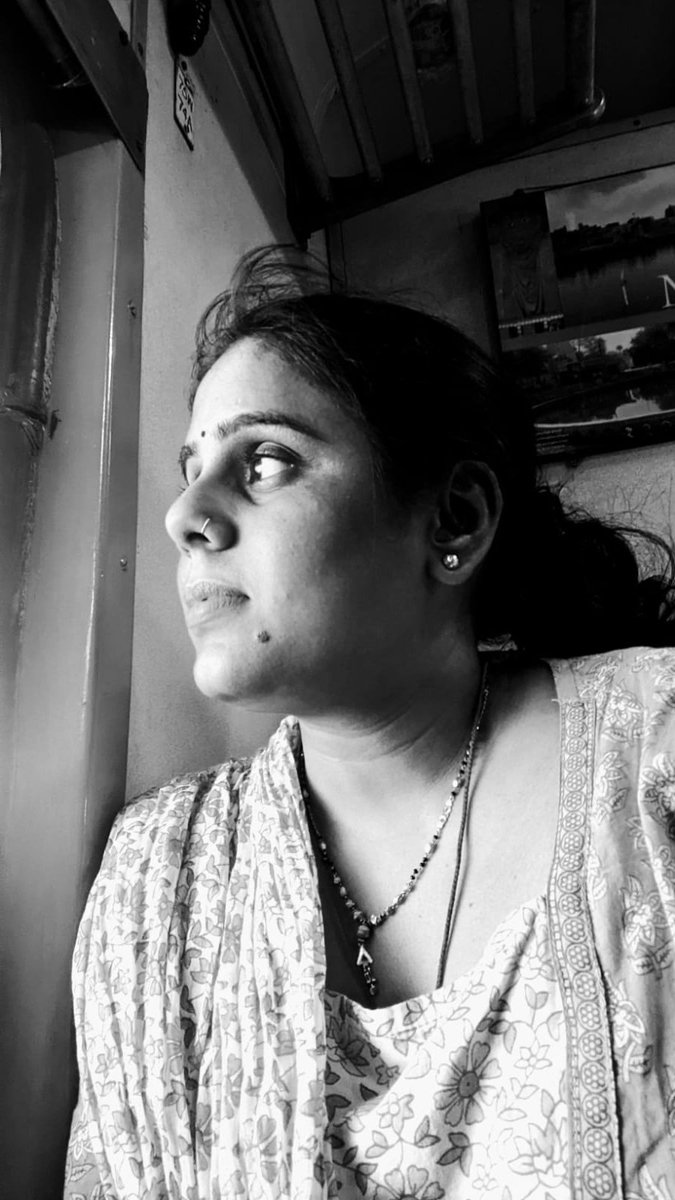 IndShweta's tweet photo. ज़िंदगी तूने तोड़ने की कोशिशें तो बहुत की,  
हौसला मेरा देख, फिर भी मुक्कमल है.., अब तक। ❤️ 
#ज़िंदगी https://t.co/DrmRgzekIj