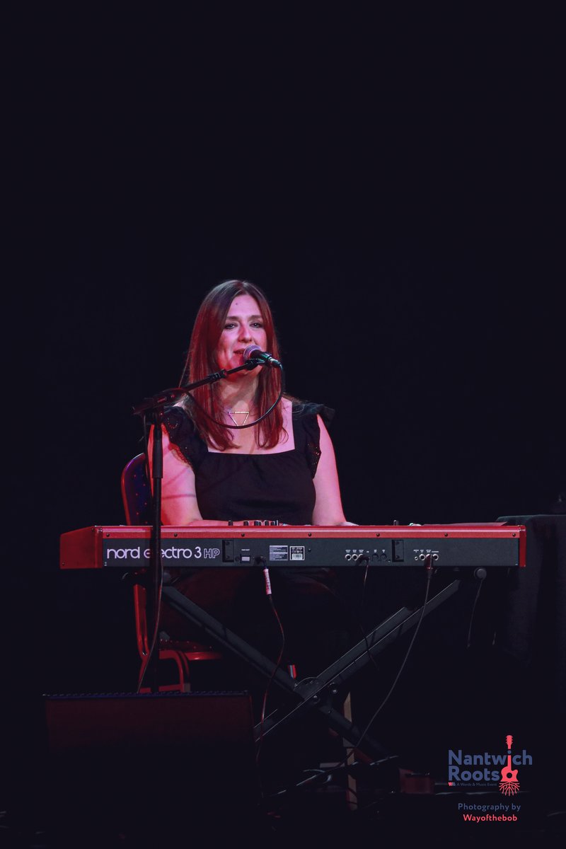 Support last Friday came from the very lovely <a href="/Anna_Corcoran/">Anna Corcoran</a> 

We were inspired by her decision to forego merch sales and asked for donations to her <a href="/JustGiving/">JustGiving</a> <a href="/CoppaFeelPeople/">CoppaFeel!</a> instead.  Here's that link again:

justgiving.com/fundraising/an…

📸<a href="/wayofthebob/">Bob</a>