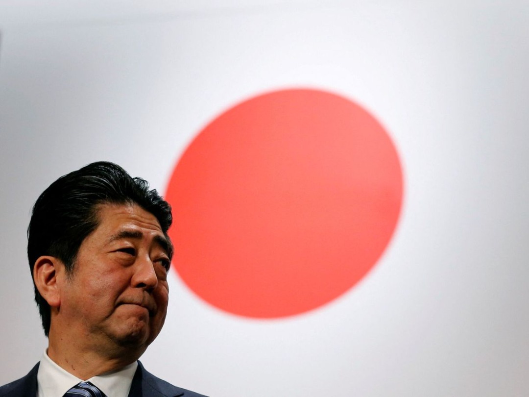 Lamentamos profundamente la pérdida del ex primer ministro Shinzo Abe y expresamos nuestra condena al cruel atentado que provocó su fallecimiento.

Sentidas condolencias al pueblo y gobierno de #Japón, las que hago extensivas a familiares y amigos.

#Cuba