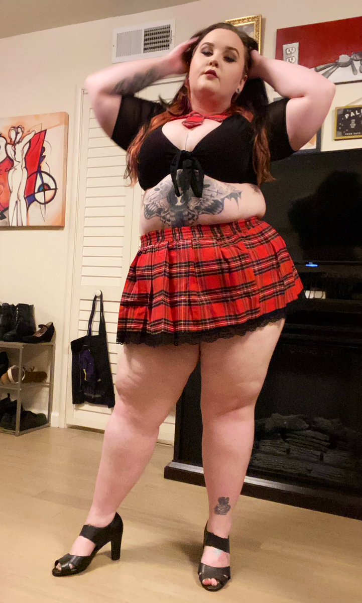 Delilah Brooke on Twitter: "RT @BrattyBaby_666: Kicking off my birthday weekend with a little