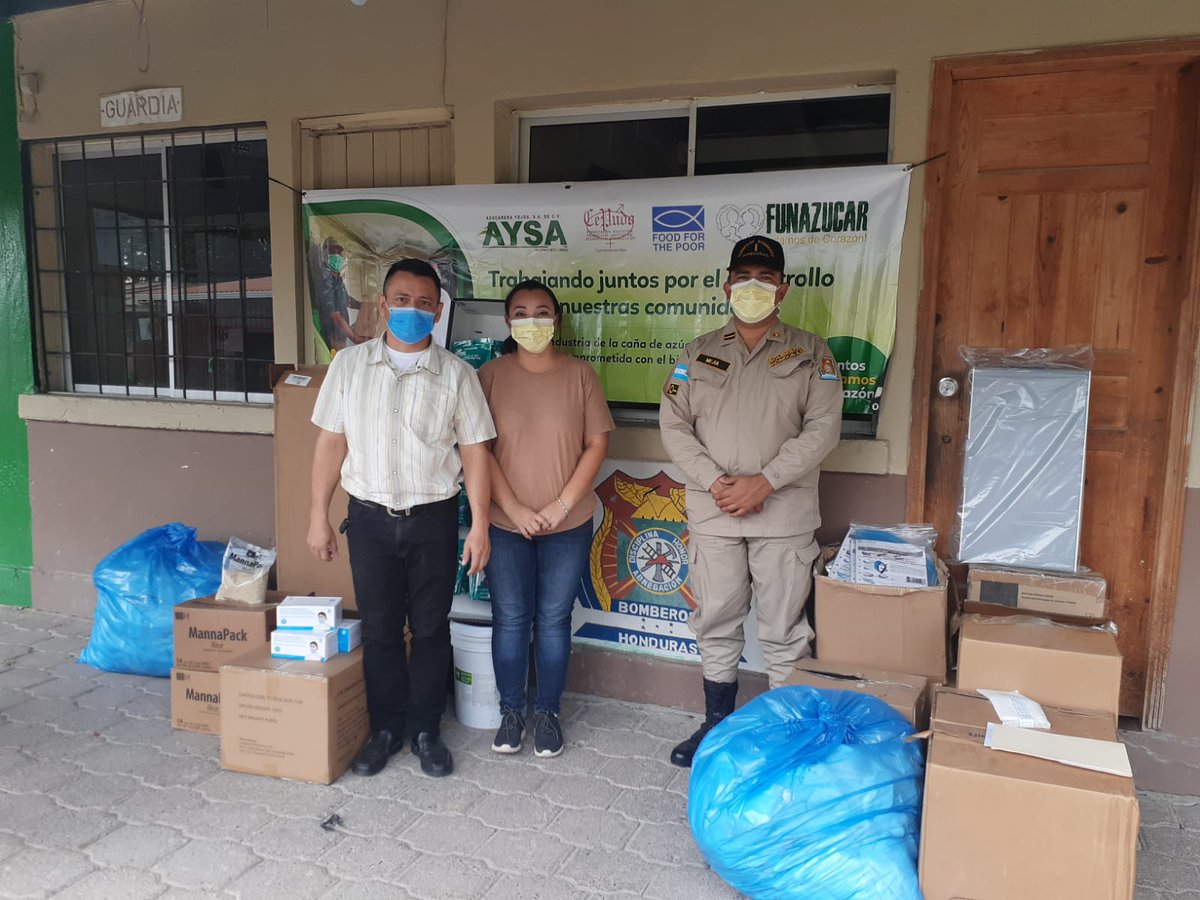 Funazucar's tweet photo. Azucarera Yojoa S.A. donó al Cuerpo de Bomberos de Potrerillos, Cortés insumos de bioseguridad para uso personal y para entregar en las comunidades de influencia. 
Este apoyo se logra a través Cepudo-Food For The Poor.

#Ayudamosdecorazón
#funazucar
#APAH https://t.co/31JQUHQB5o