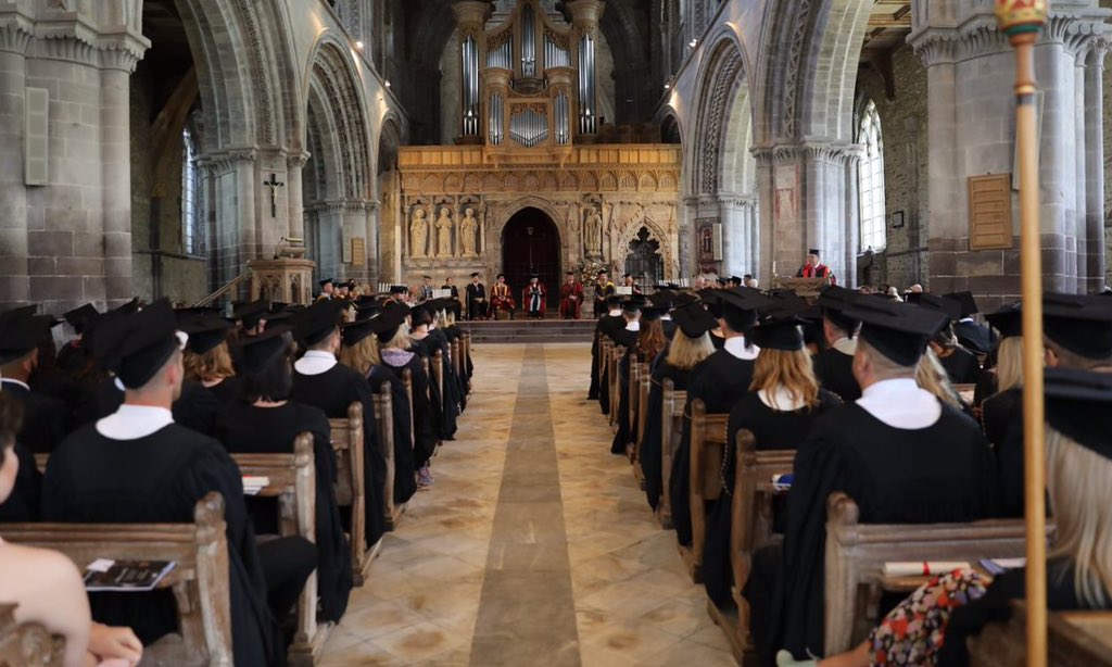 Fabulous <a href="/PembsCollege/">Pembrokeshire College</a> graduation today at St Davids Cathedral. Thanks to Chief Inspector @LouiseHarries10 for an inspirational talk to graduates and to <a href="/DeanofStDavids/">Dean of St Davids - Deon Tyddewi</a> for allowing us to use such a magnificent setting for our event. Thanks also to Prof Ian Walsh <a href="/UWTSD/">University of Wales Trinity Saint David</a>