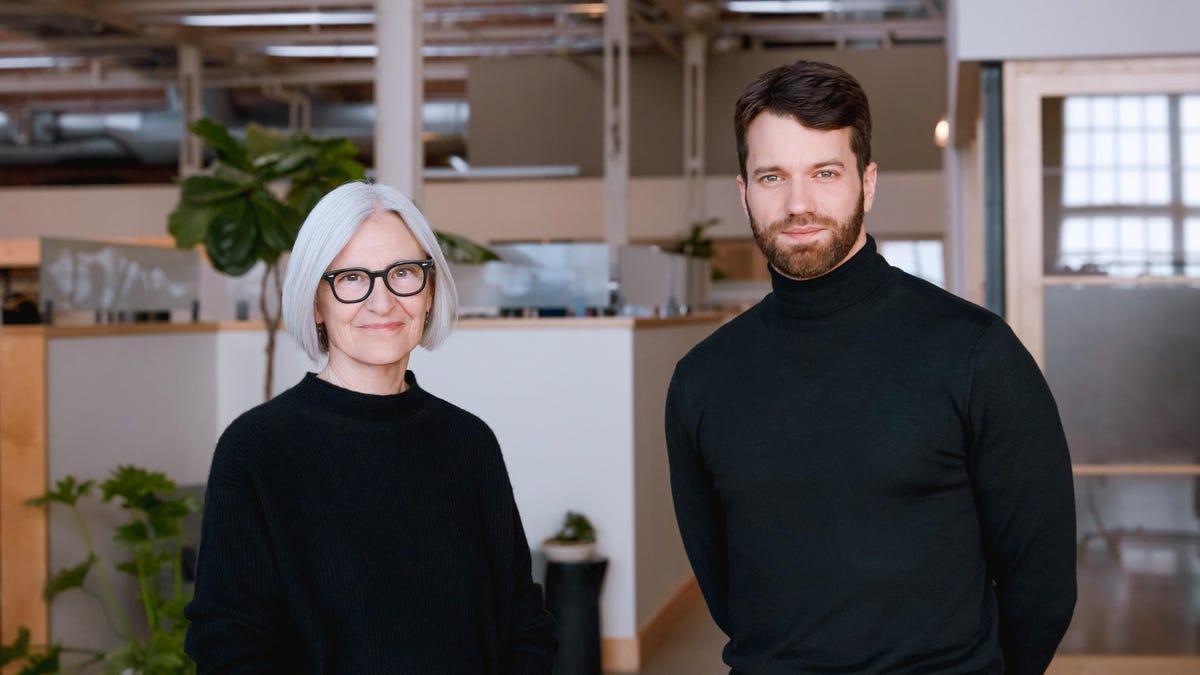 RunnymedeCap's tweet photo. Eileen Fisher And #Pentatonic Come Together To Help Fashion Clean Up Its Waste Problem https://t.co/k5uVvTEqhA | @Forbes @EILEENFISHERNY @johannboedecker @WeArePentatonic #Fashion #TextileWaste #WasteProblem #HeyFashion #Forbes https://t.co/eWR5w6dn9G