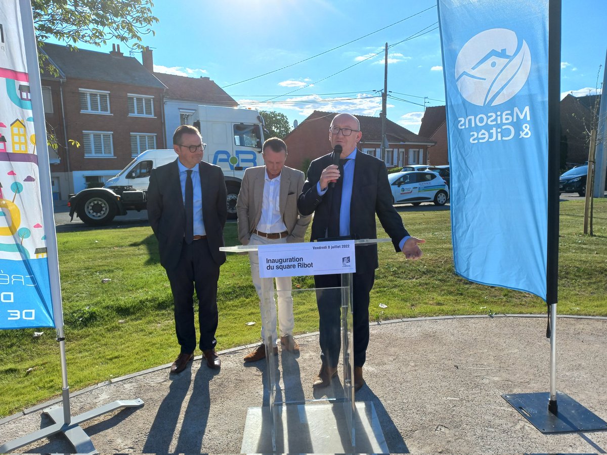 maisonsetcites's tweet image. Nous inaugurons ce soir une résidence de 53 #logements collectifs, rue Ribot à @VilleArras : un programme construit par @bc_neoximo, avec @ActionLogement @BanqueDesTerr @GrandArras