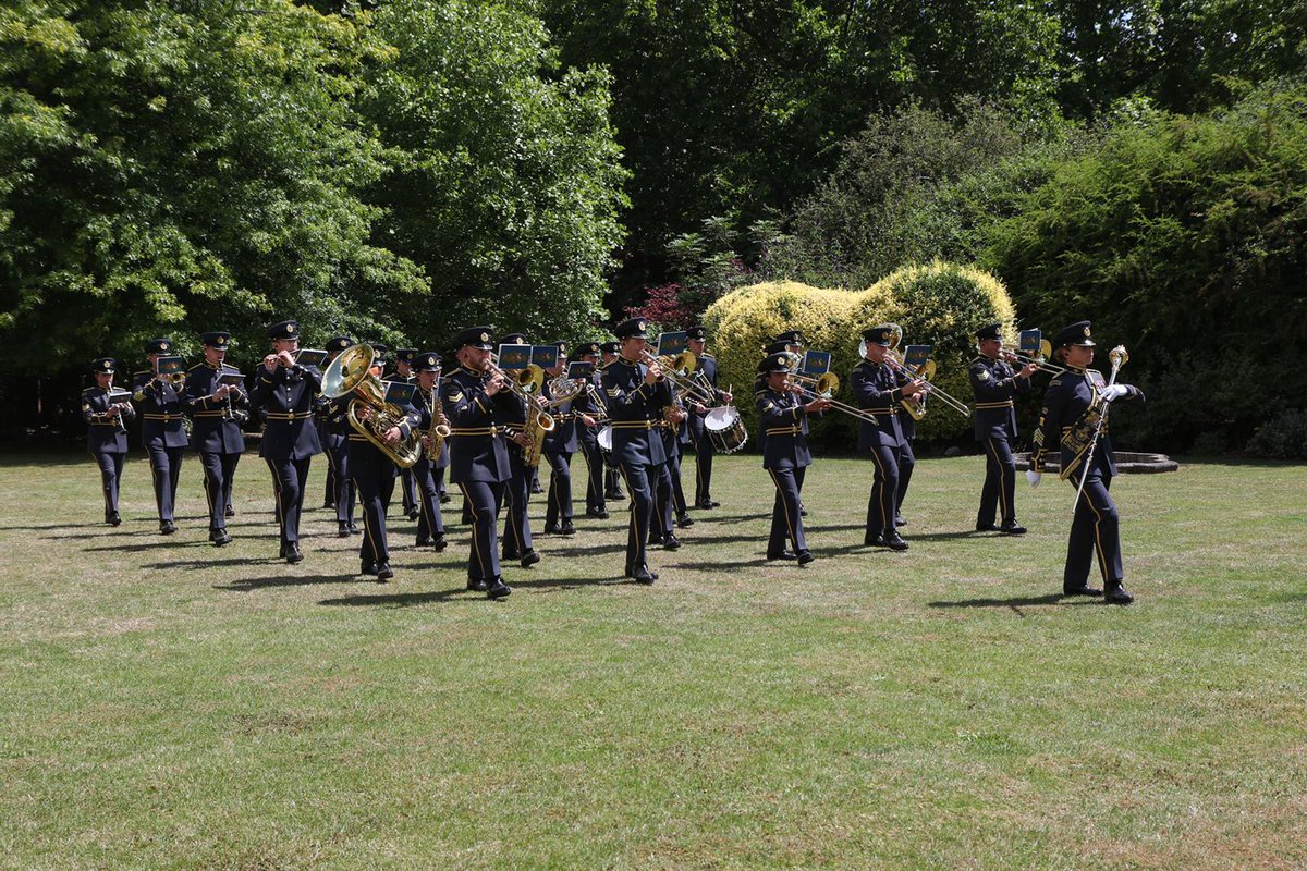 Fruitful meeting of the 🇫🇷🇬🇧Senior Level Group, created by the #LancasterHouseTreaty, in London today. An opportunity to discuss challenges shared by our two countries on key issues of foreign policy, defence and security. <a href="/francediplo_EN/">France Diplomacy 🇫🇷🇪🇺</a>  <a href="/CEMAT_FR/">Chef d'état-major de l'armée de Terre</a> <a href="/UKinFrance/">UK in France</a> <a href="/PhilippeErrera/">Philippe Errera</a>