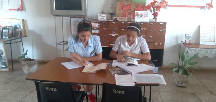 IprRamirez's tweet photo. #EducadoresCubiteños Nuestro centro @IprRamirez prepara a los dirigentes FEEM el proceso político por un Si Rotundo a la aprobación del nuevo Código de Familia dirigido por la Central de trabajadores de Cuba y el Sectorial municipal de Educación #SomosContinuidad #CubaMined https://t.co/bO0t3ktYE0