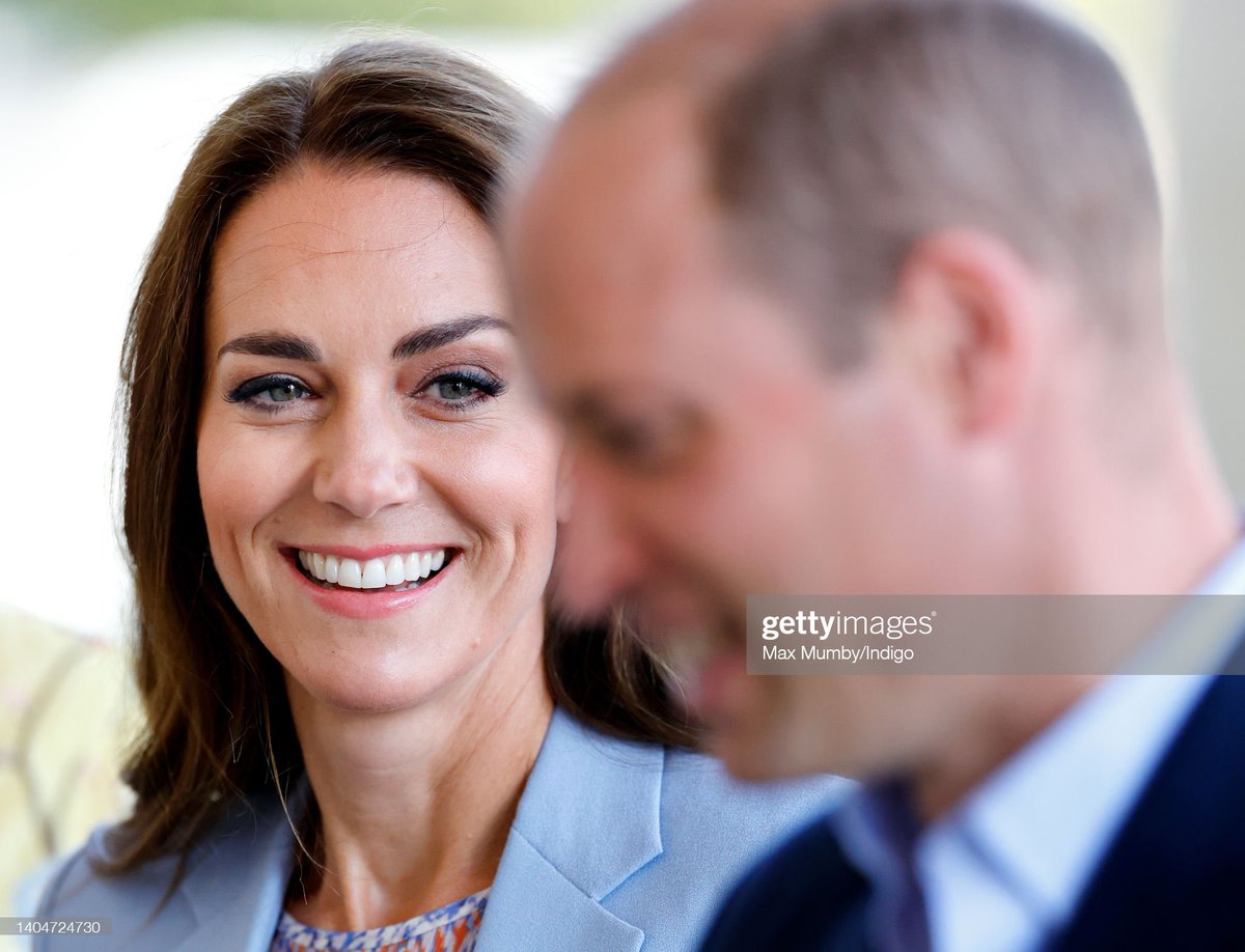 Canellelabelle's tweet photo. "I am in Good hands"  
HRH Catherine, Duchess of Cambridge about Prince William. ❤️❤️😍🔥😎 https://t.co/LDEnovzbnX