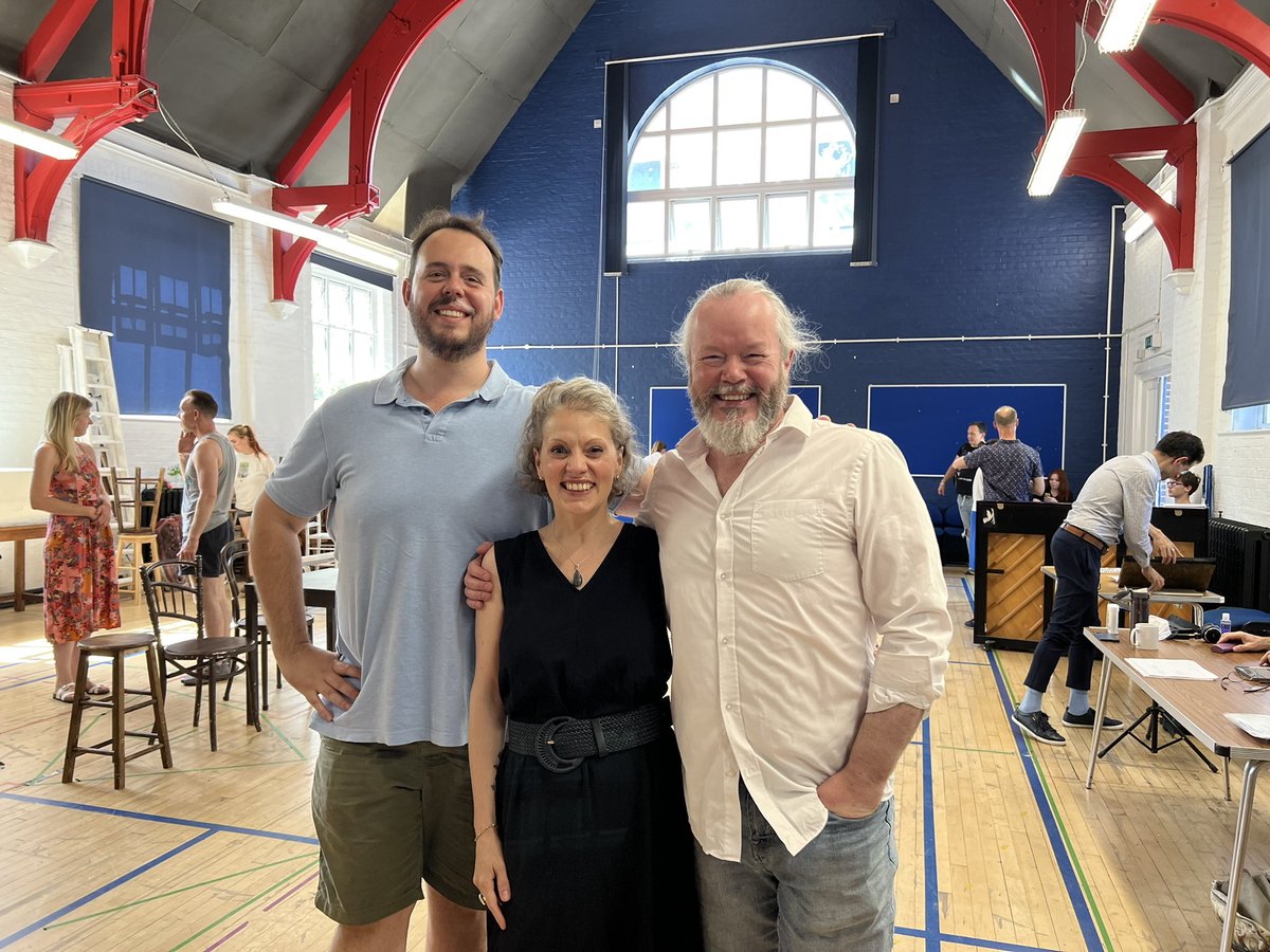 A deservedly happy trio after a very exciting studio run of #OHPMargot @operahollandpk - this afternoon - @SamuelSakker @duprels @PaulCareyJones