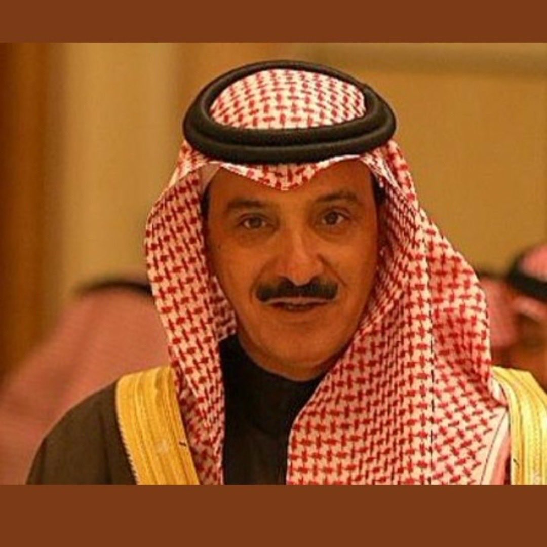 رحم الله هذا المحيا اشتقنا لصوته في مثل هذه الليلة يبارك لنا بالعيد اللهم عايده بالحور العين يارب