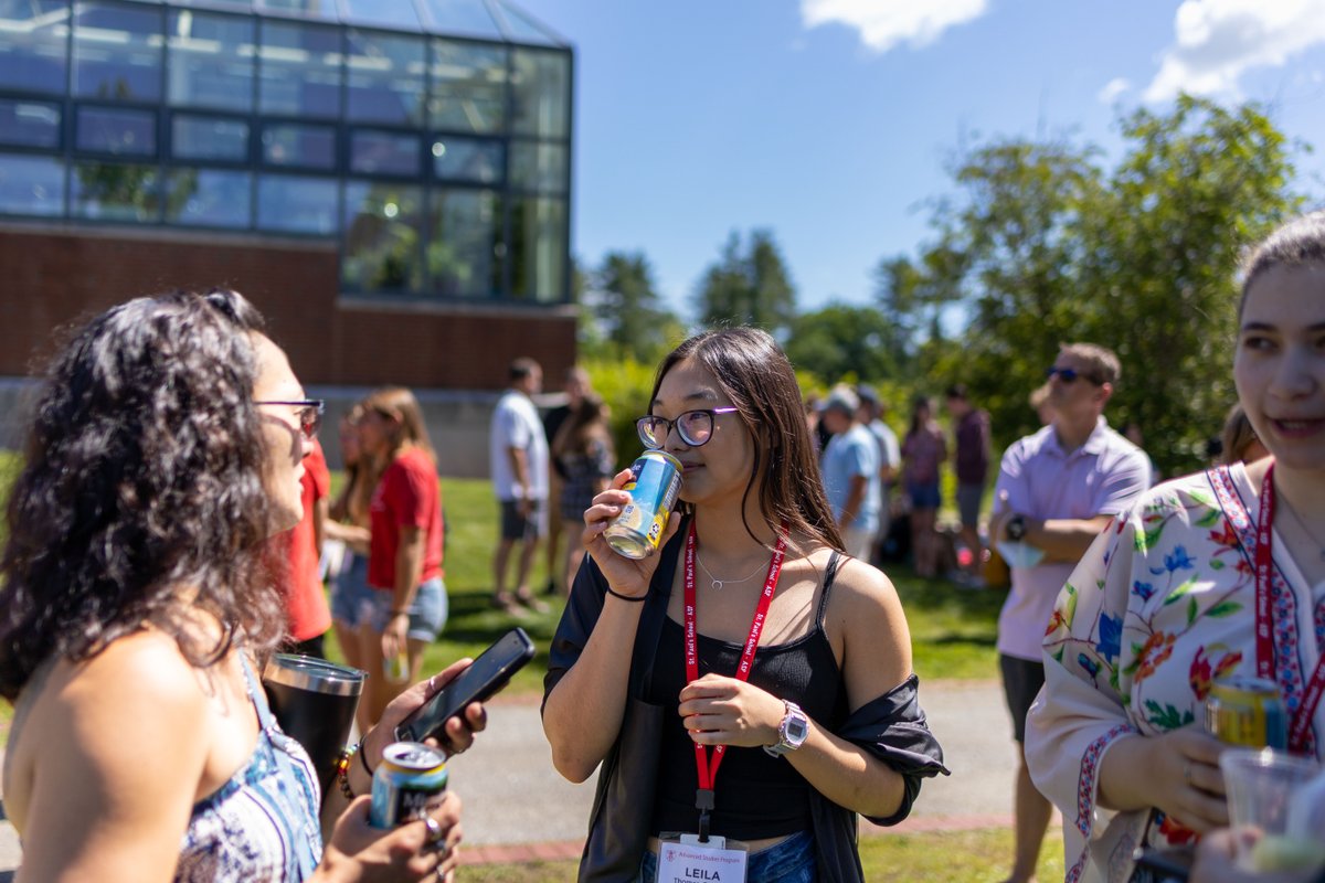 ASPStPauls's tweet photo. We couldn't have asked for a more beautiful summer day to welcome families to the grounds. Enjoy the weekend, and see you all next week! https://t.co/QvvL4Z5UoH
