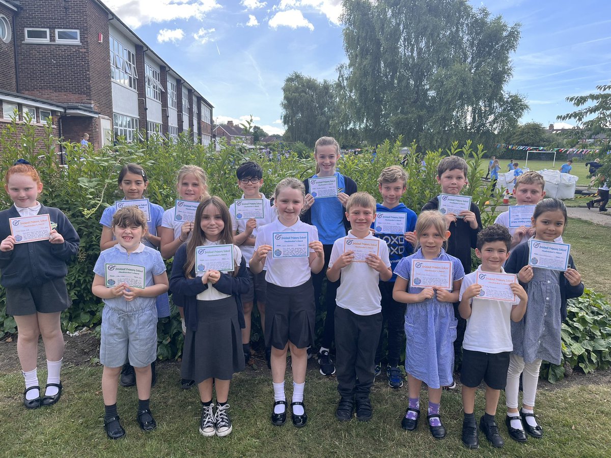 BPSHull's tweet photo. Congratulations to all of the children who received the Headteachers award today #BPSaspirationcurriculum 🌟 https://t.co/PxEQlJ9XX6