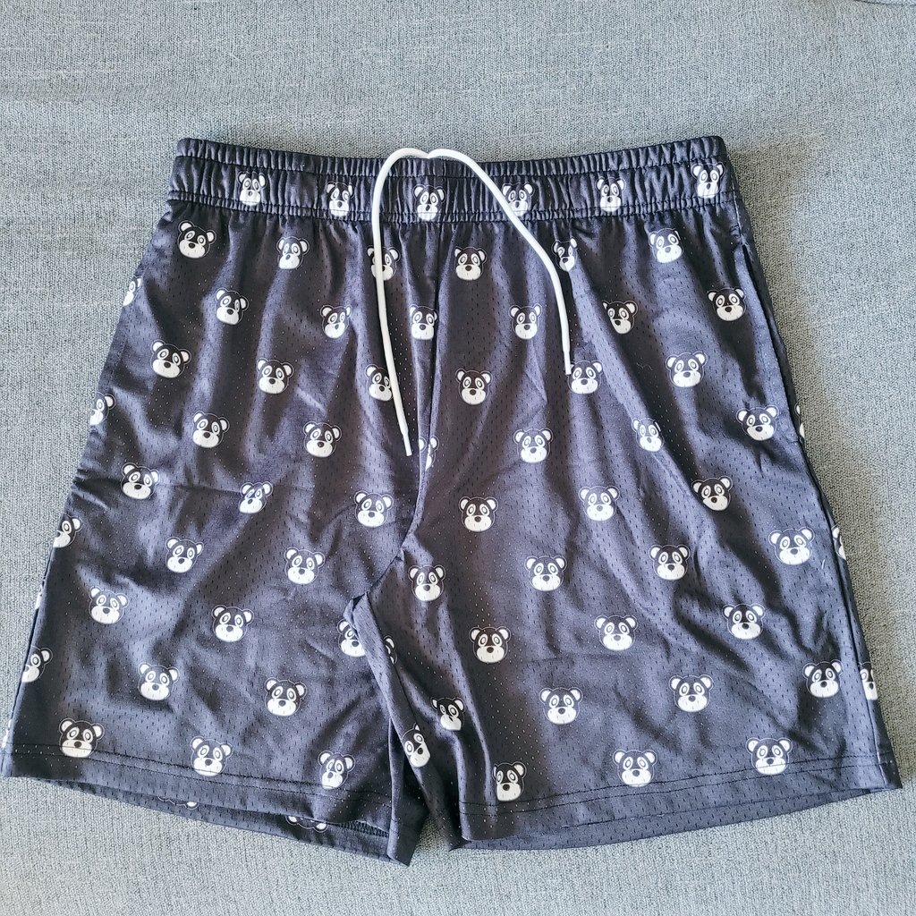 Summer is here and we are ready for you. ☀️

Will you wear the bears at the beach ⛱️ 🤔? 

#wearables #web3 #nft #SBC