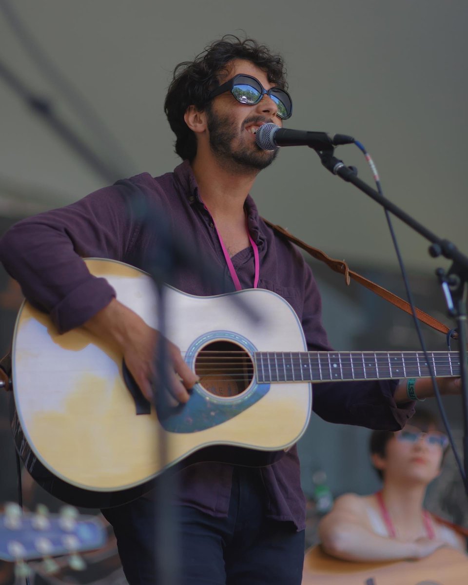 Winnipegfolk's tweet image. So excited to have our @stingraymusic Young Performers Program back on stage this year. Such amazing talent from the first group mentored by @treburtofficial! Don’t miss out and head over to Shady Grove TODAY ONLY for these incredibly talented young folks. 🤩 #FolkFestHappy
