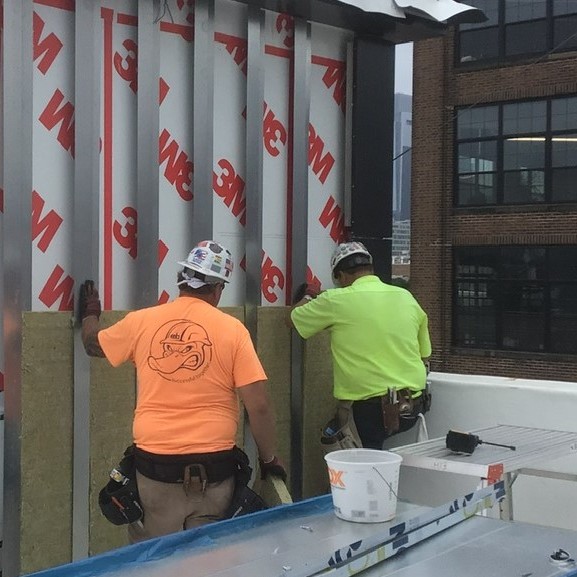 EDAContractors's tweet photo. Today, we're checking in on our 5th and Spring Garden project in Philadelphia, PA. This structure will stand 153 feet and 13 stories tall and will feature 373 apartments as well as abundant retail space at the ground floor.
#EDAWay #SuccessfulTogether #Philadelphia #FieldFriday https://t.co/MwkRDN36lv