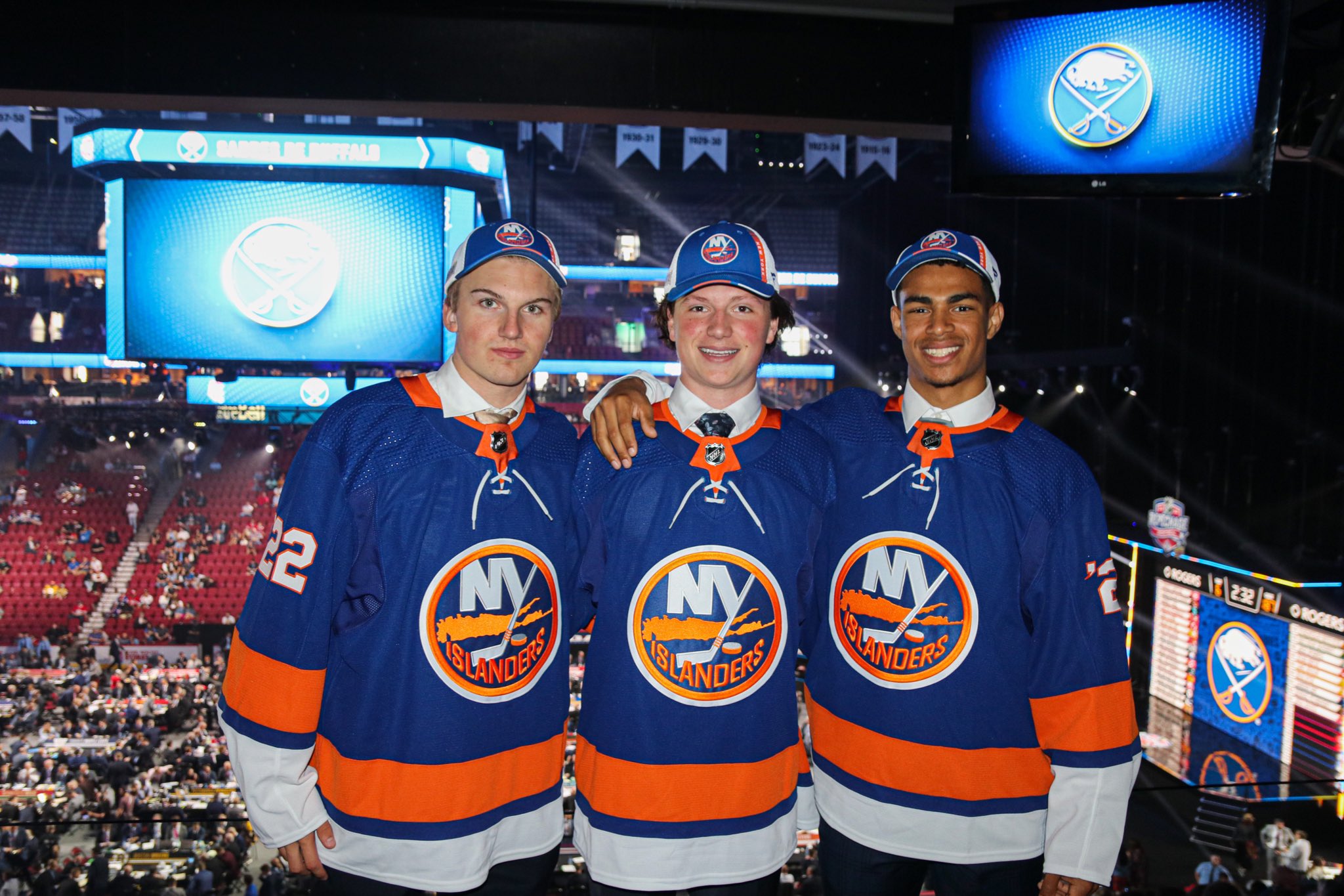 New York Islanders on X: L G I  / X