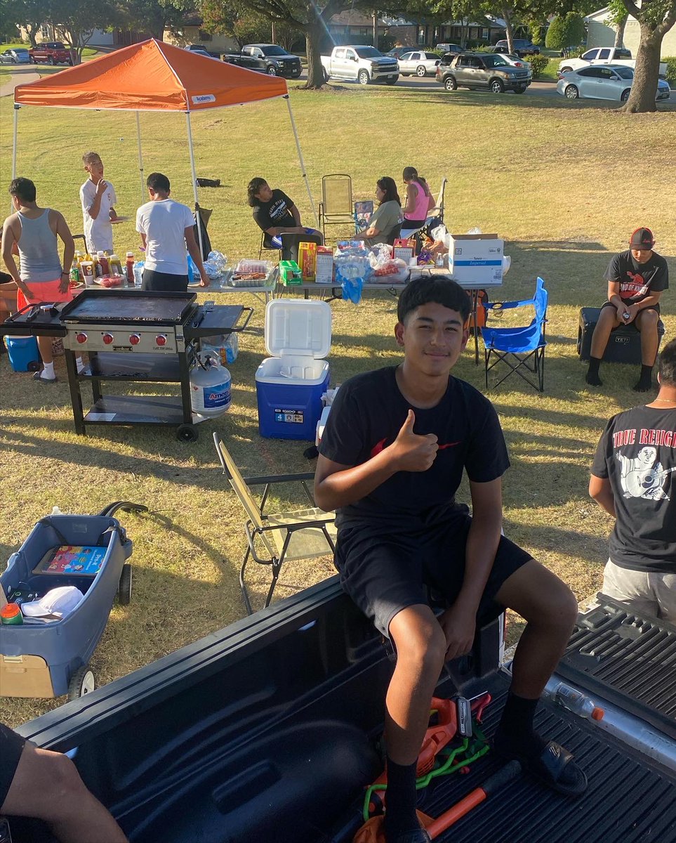 West Soccer Block Party was a great time! #FaithFamilyFutbol 
@mesquiteisdtx @westmesquitehs