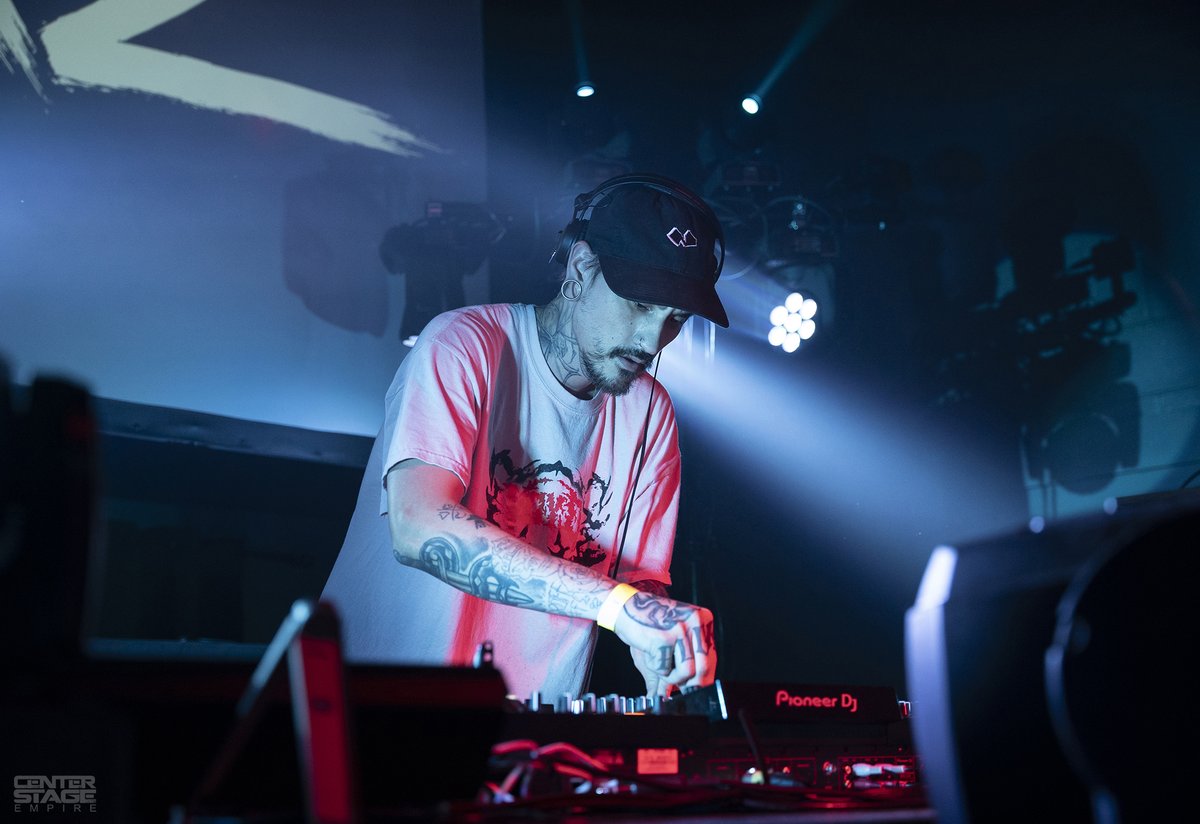 Last Friday with <a href="/yakzdubz/">Y*KZ</a> #dubstep 🔥