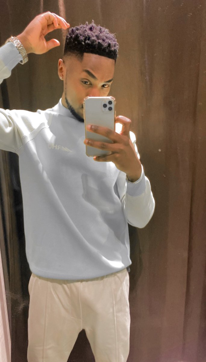 Vyno Miller tweet media