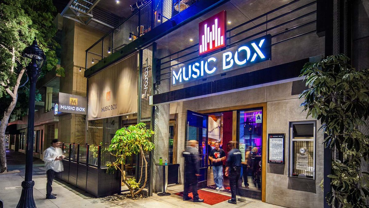 jwNewMusic's tweet photo. JULY 14 || Looking forward to performing NEXT THURSDAY @ #MusicBoxSD (1337 India St. | San Diego) with the wonderful JONATHAN KARRANT!!!
β‘8PM >>> JK, vocals; #GilbertCastellanos, trpt; #JoshuaWhite, p; #JustinGrinnell, b; #JulienCantelm, dr
β¬TICKETSβ¬
https://t.co/3aXHad3BLe https://t.co/iqwmNbIWYH