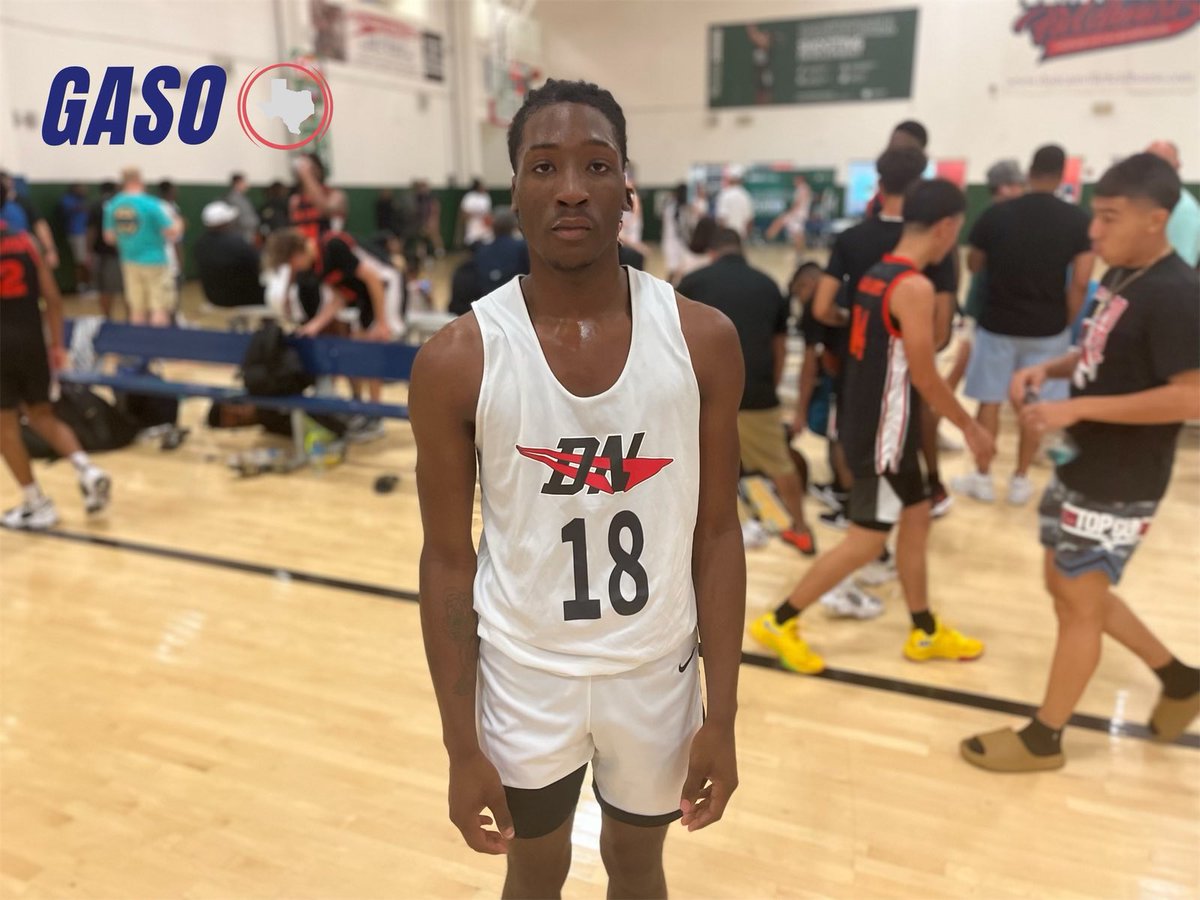 #GASOLIVE22 @cantstop_dre - @DriveNationCen1 - @AMCHSboyshoops 2022 • Adept at drawing contact • 19 pts #GASO | Everyone’s Big Stage