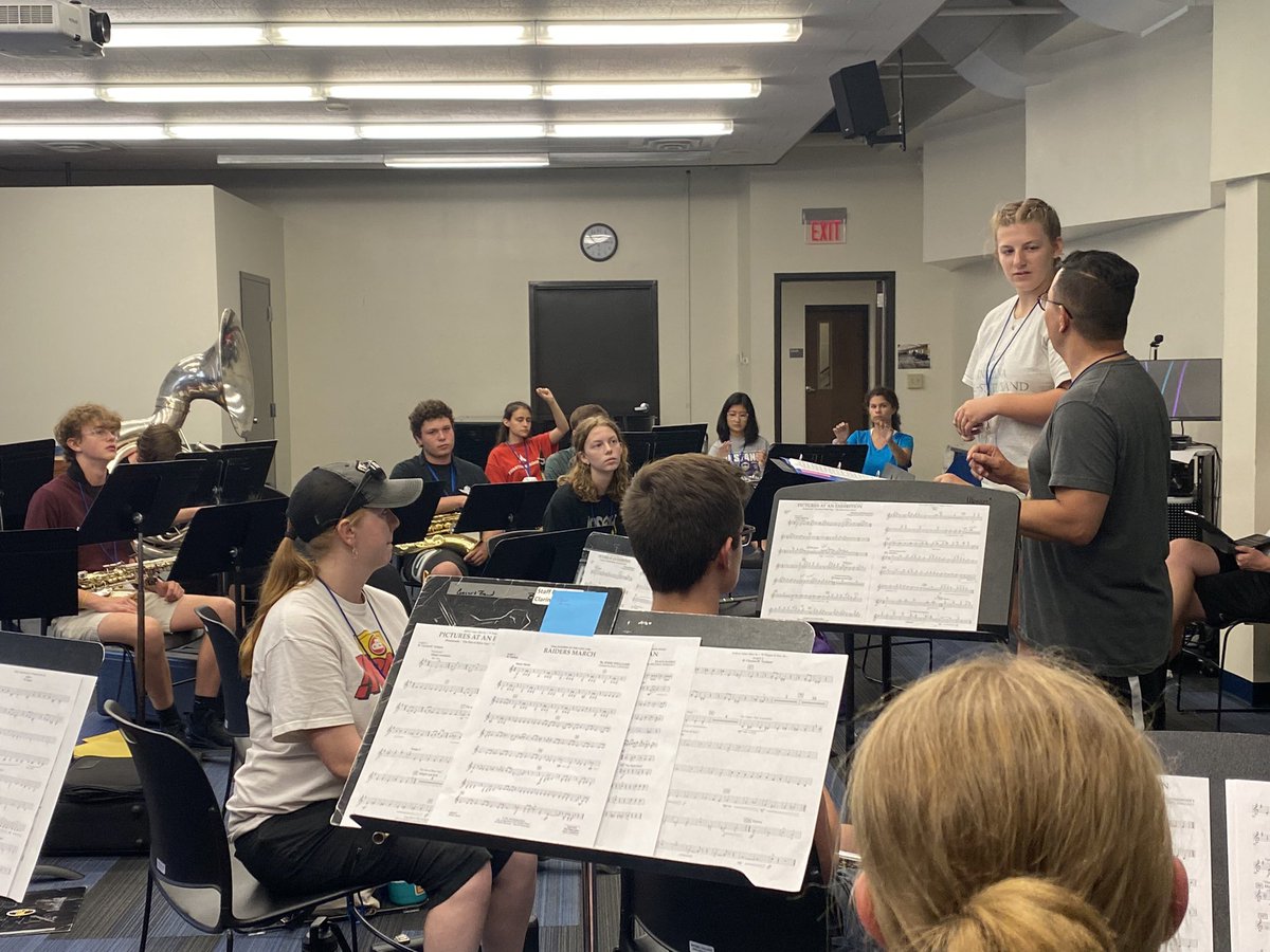 Crossroads Drum Major & Leadership Clinic tweet media