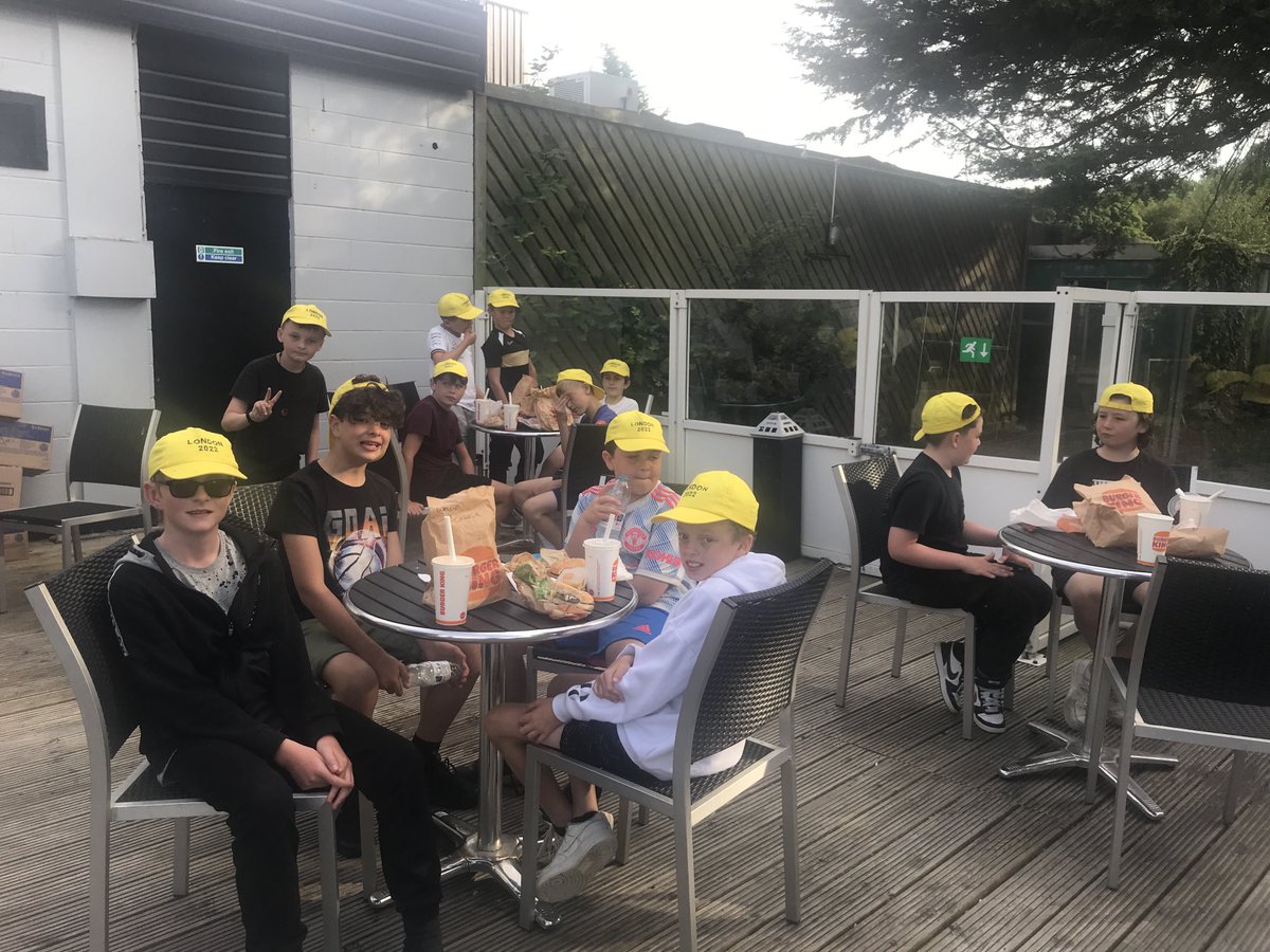 Alison Harman (@alvertonaharman) on Twitter photo Tea enjoyed by all, now on the final leg…. Hopefully 10:45ish if we don’t need anymore toilet stops😡<a href="/alvertonschool/">Alverton School</a> Tea enjoyed by all, now on the final leg…. Hopefully 10:45ish if we don’t need anymore toilet stops😡<a href="/alvertonschool/">Alverton School</a>